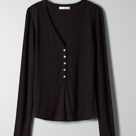 Aritzia Tops - Aritzia Wilfred Free Shirt